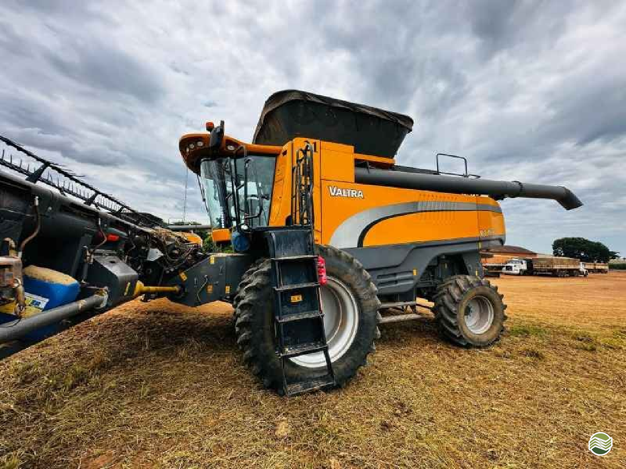 COLHEITADEIRA VALTRA VALTRA BC 7800 Machine Tratores LAVRAS MINAS GERAIS MG
